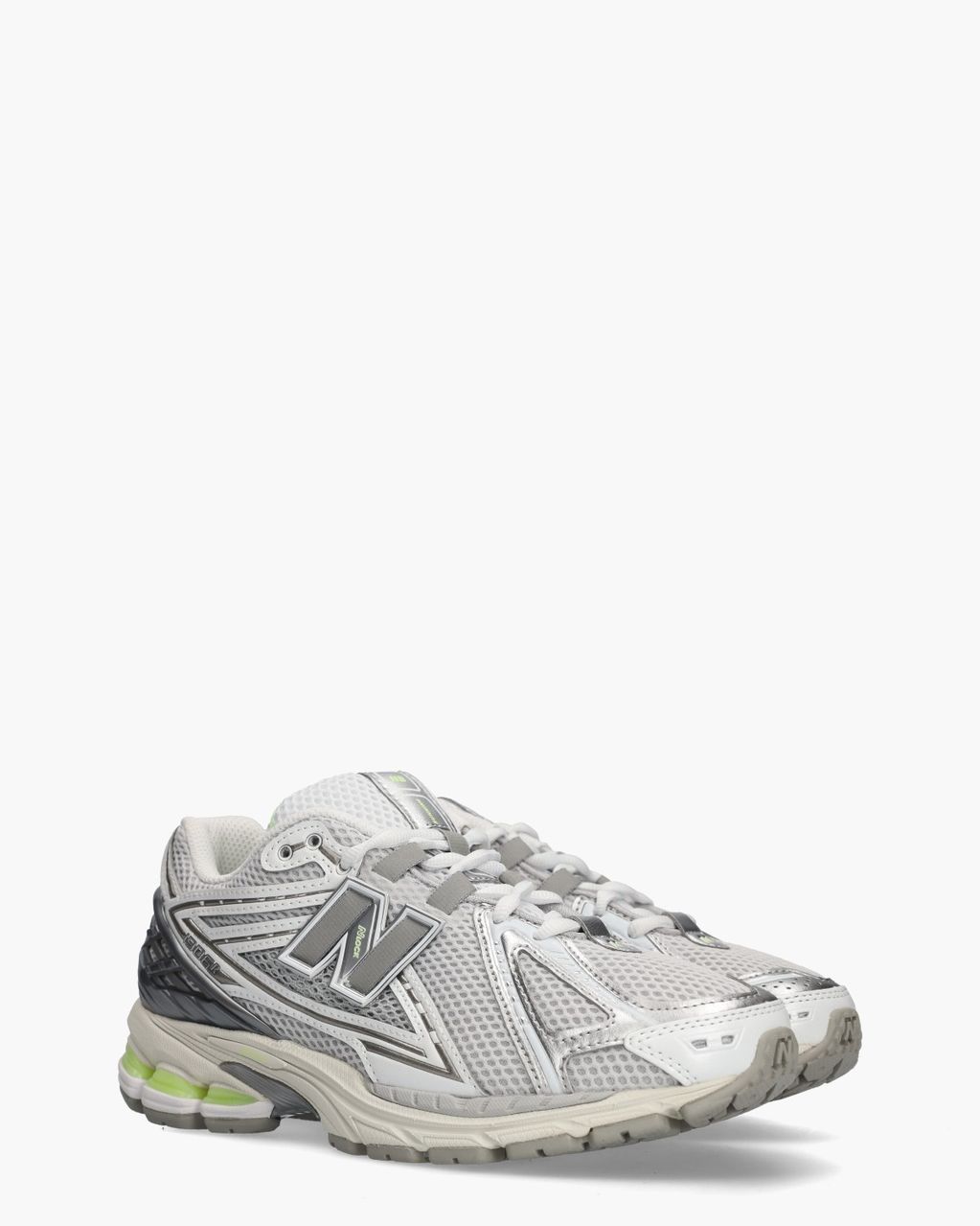 U19063NQ Damessneakers