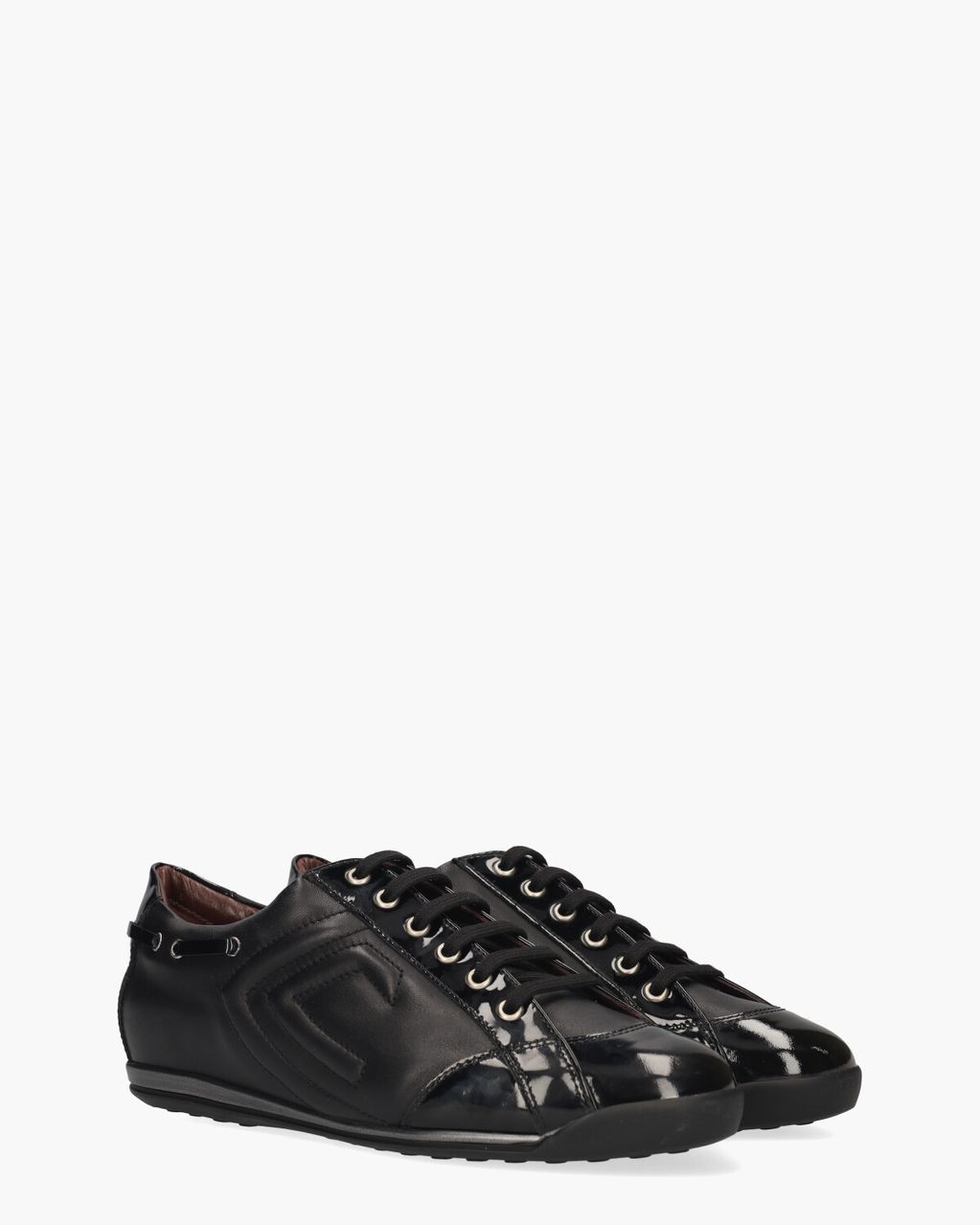 L902024 Zwart Damessneakers