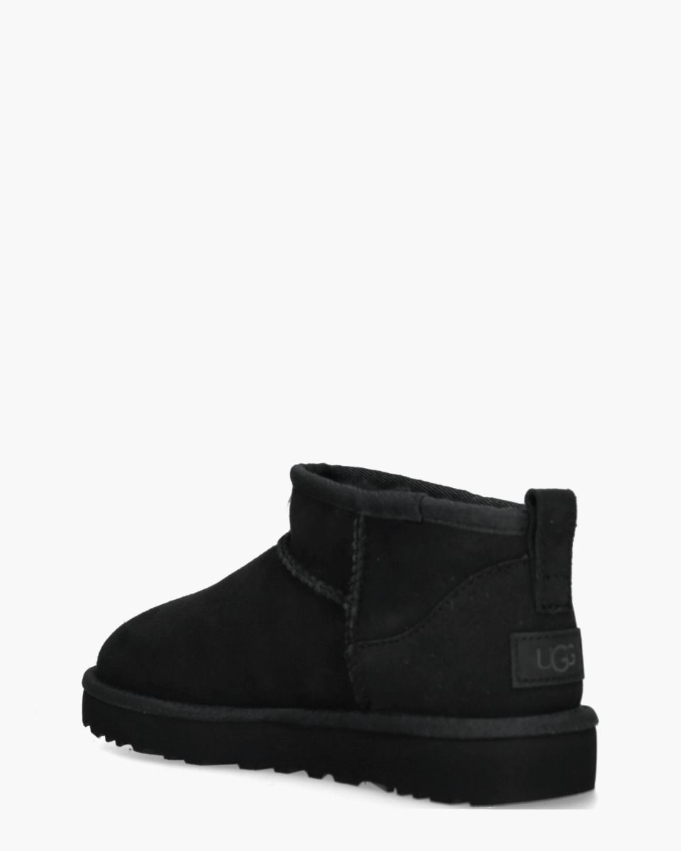 Classic Ultra Mini Boot Black Dames Enkelboots