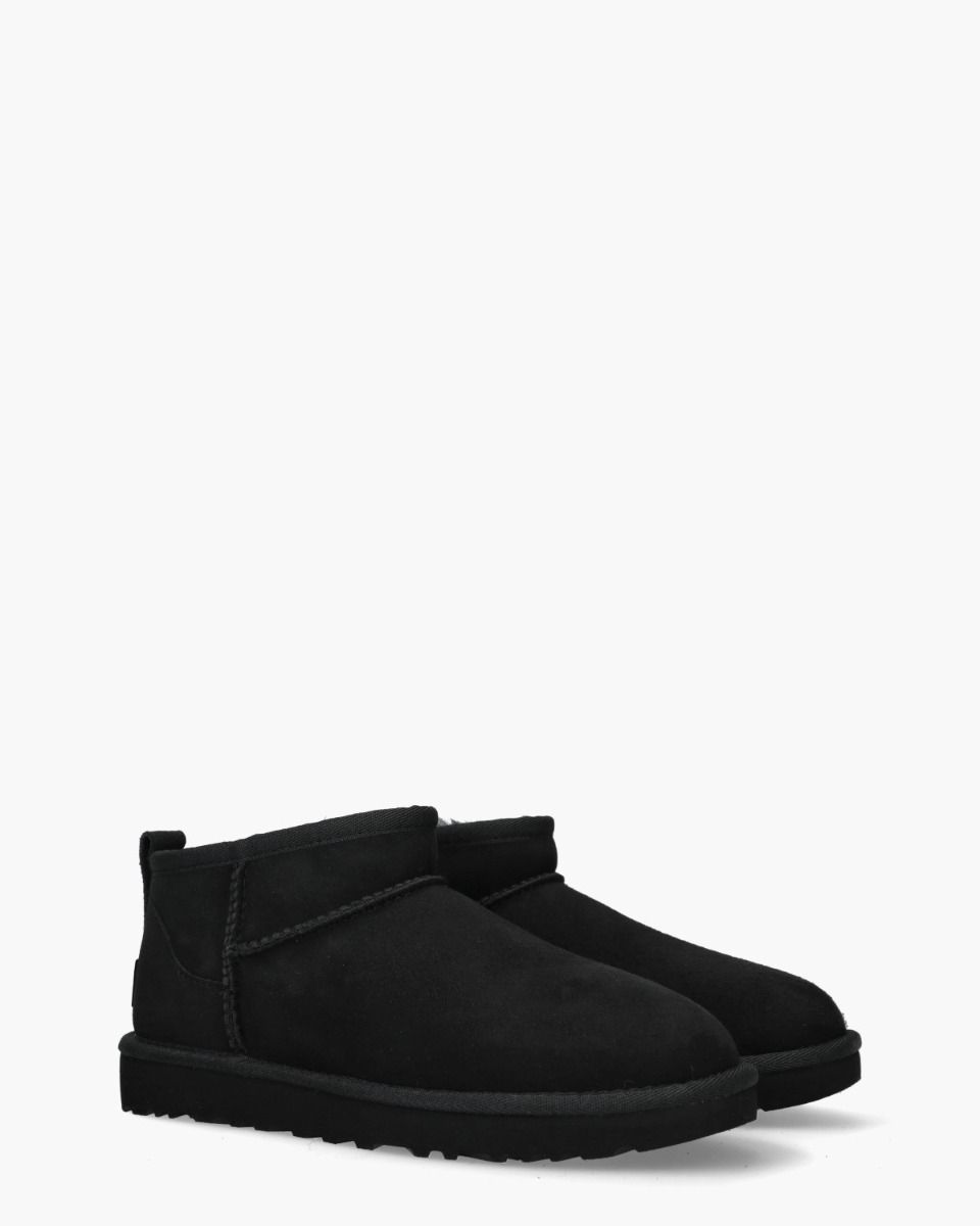 Classic Ultra Mini Boot Black Dames Enkelboots