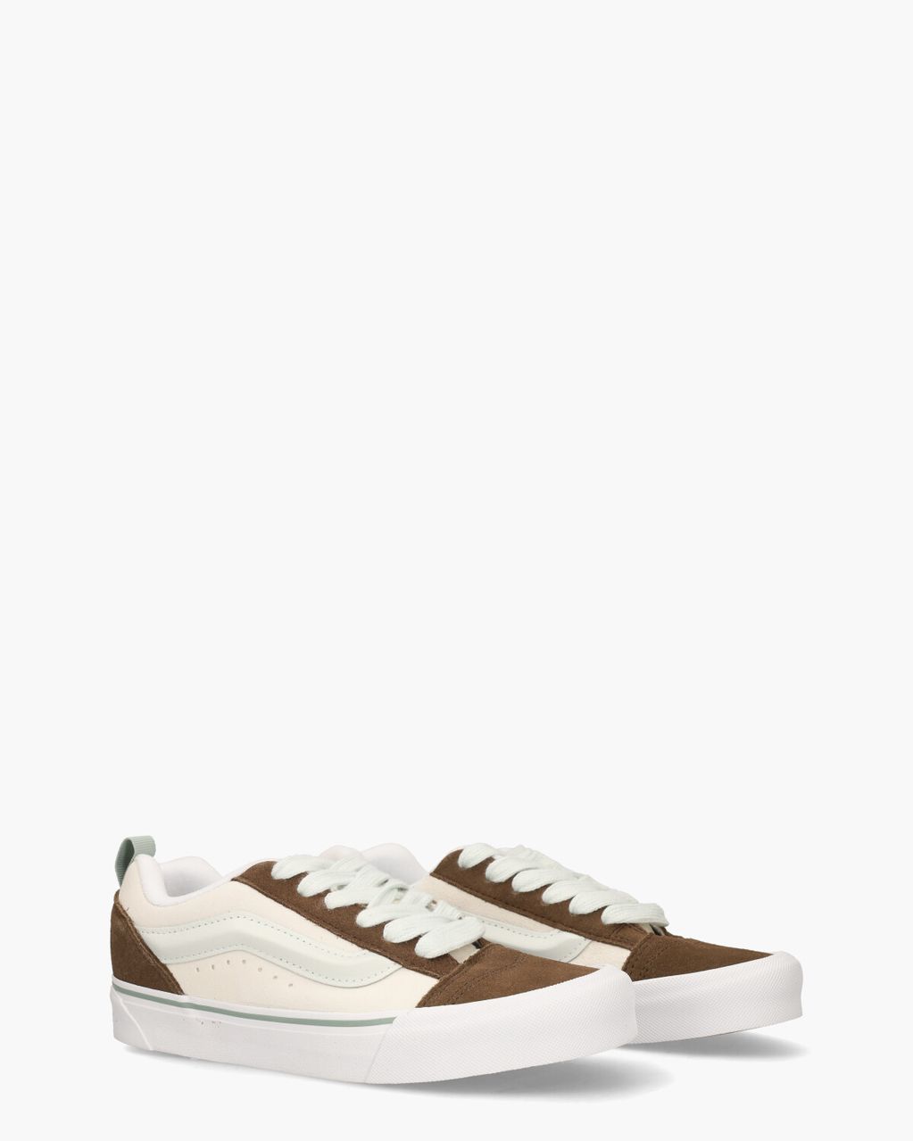 Knu Skool Off-White/Bruin Damessneakers 