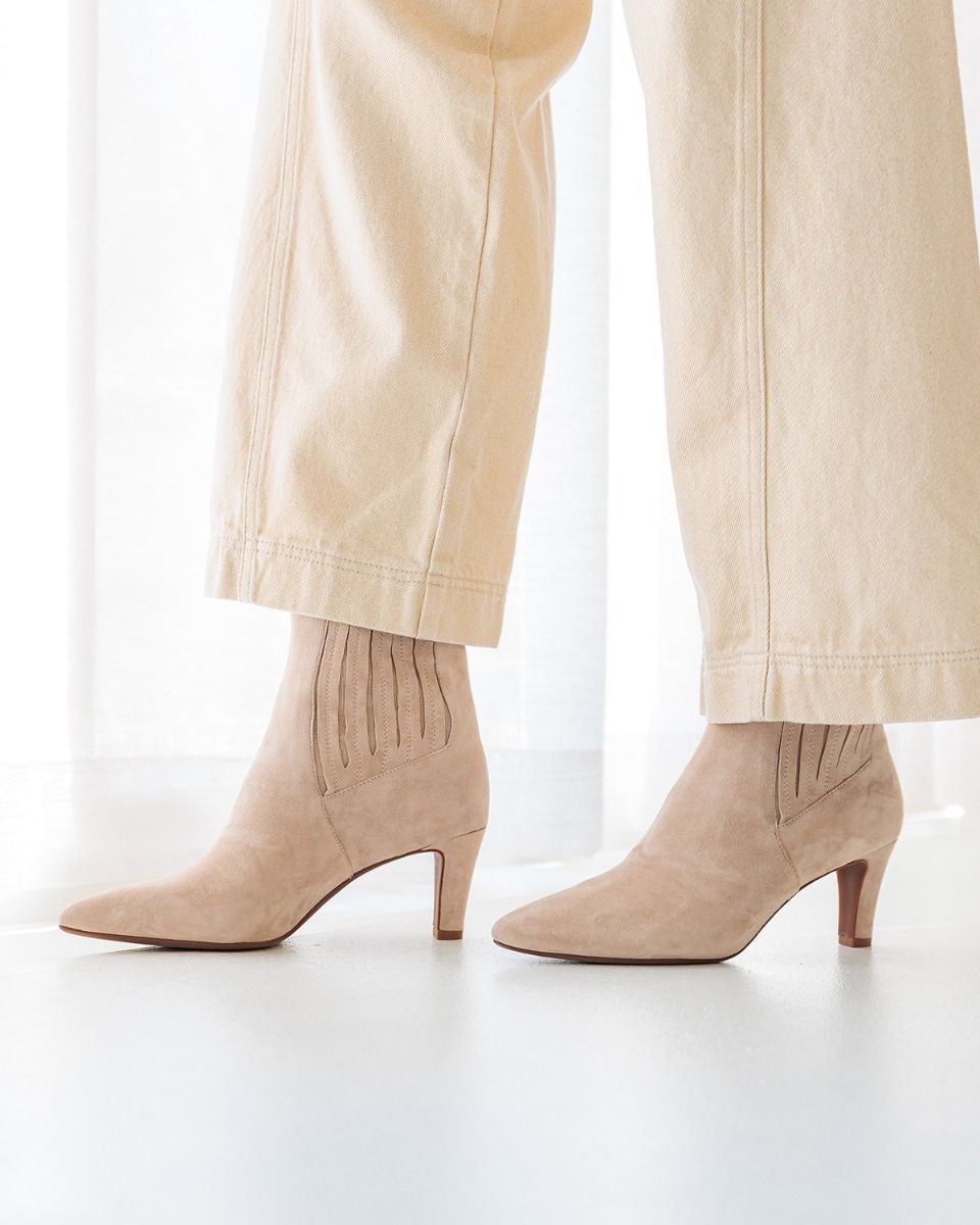 Calandra Beige Dames Chelseaboots