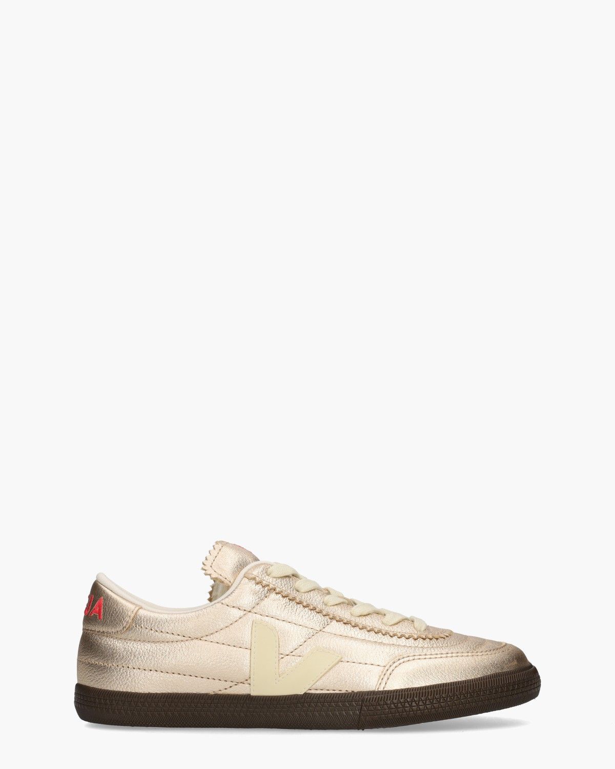 Veja Panenka Leather Goud