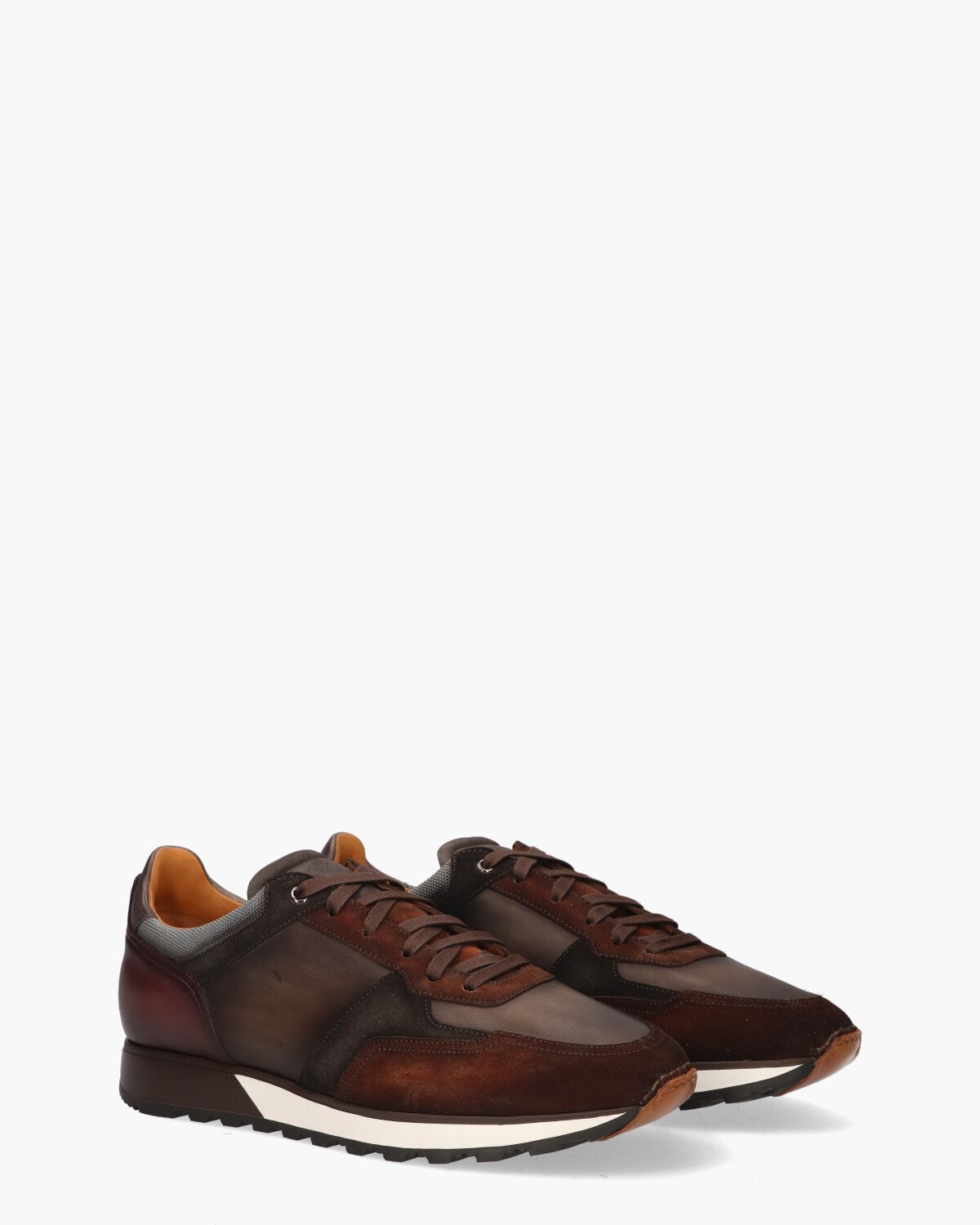 23958 Bruin Herensneakers