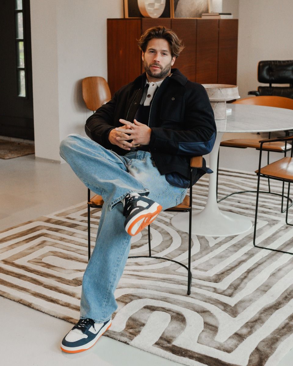 21865 Off-White/Donkerblauw Herensneakers