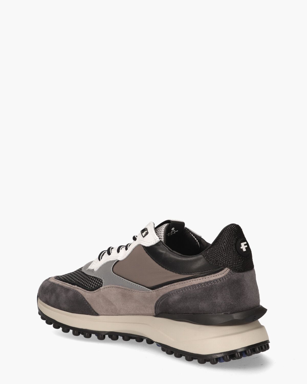 16359/01 Herensneakers
