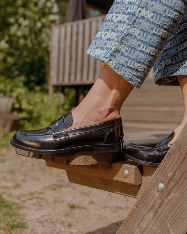 4102 Zwart Damesloafers