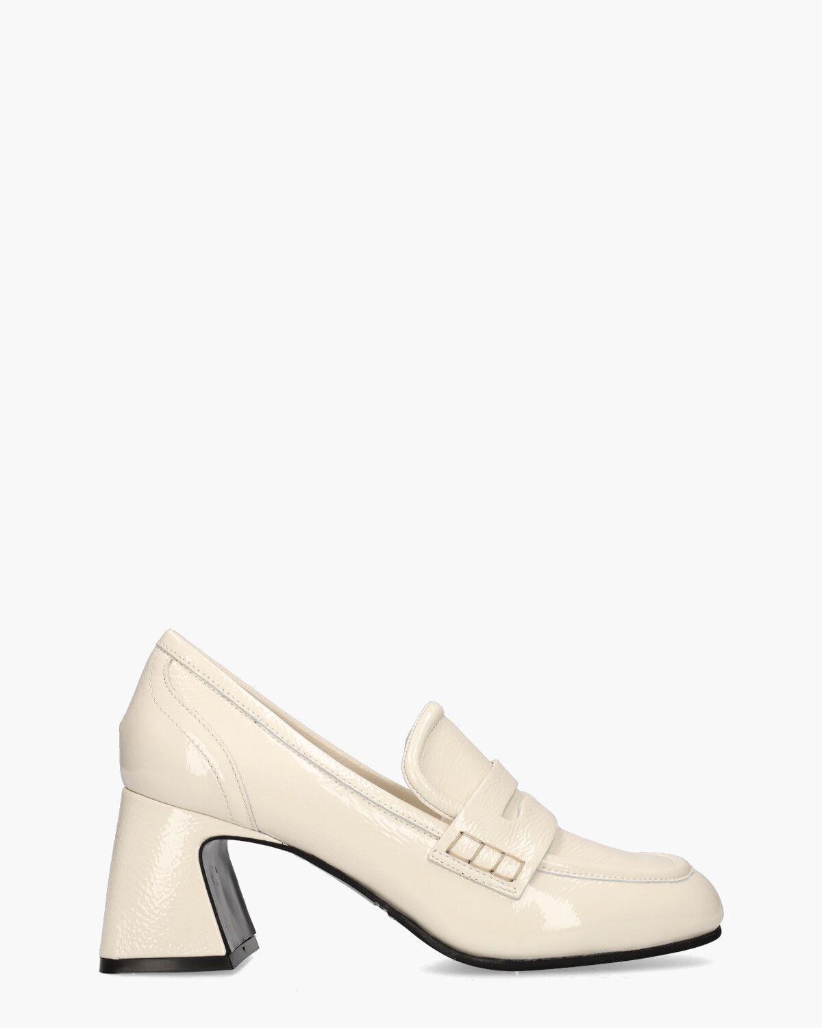 9810E Off-White Damesloafers