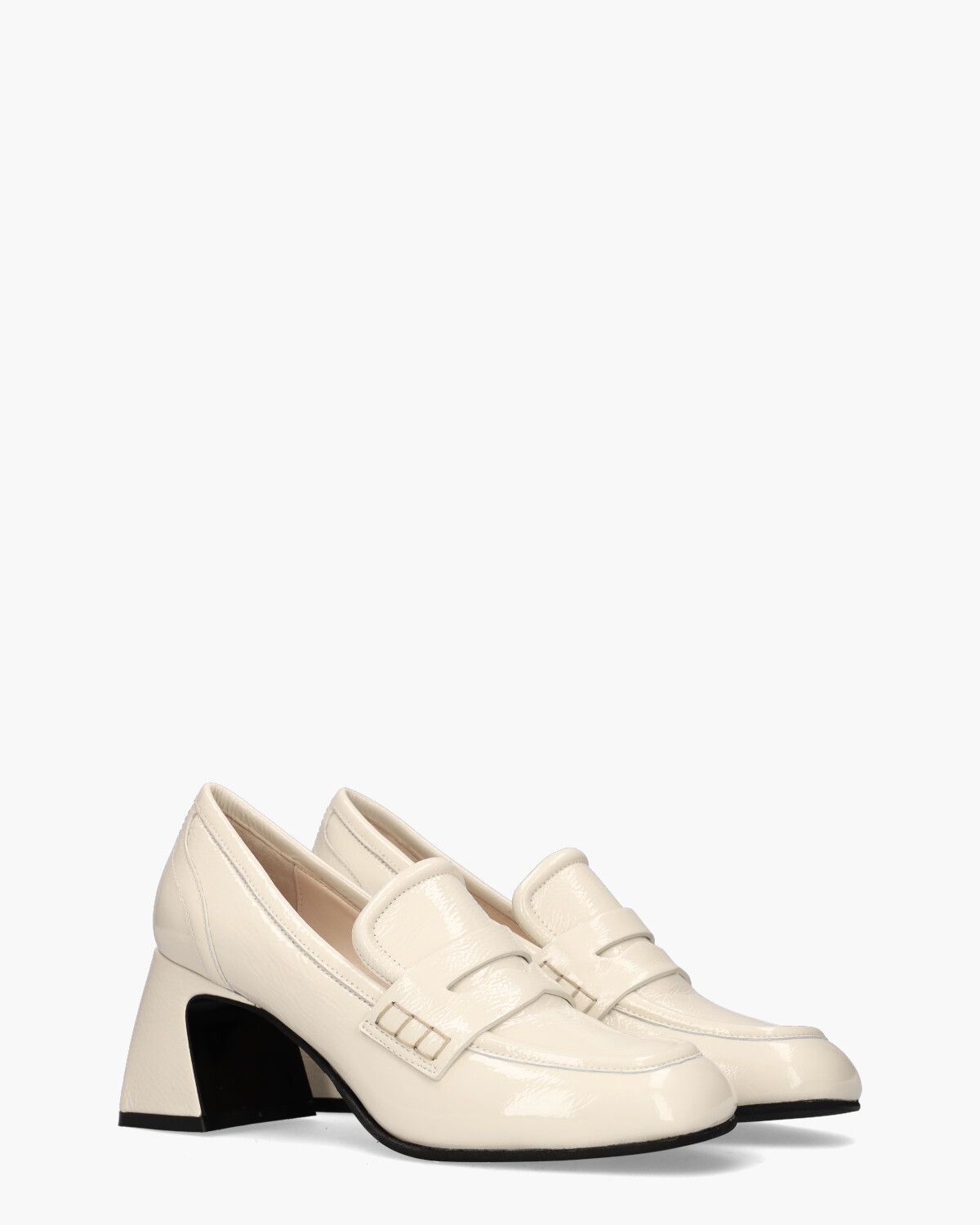 9810E Off-White Damesloafers
