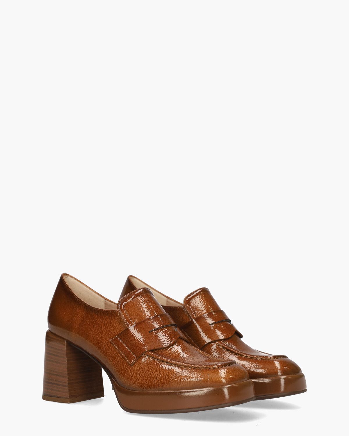 HI243696 Cognac Damesloafers