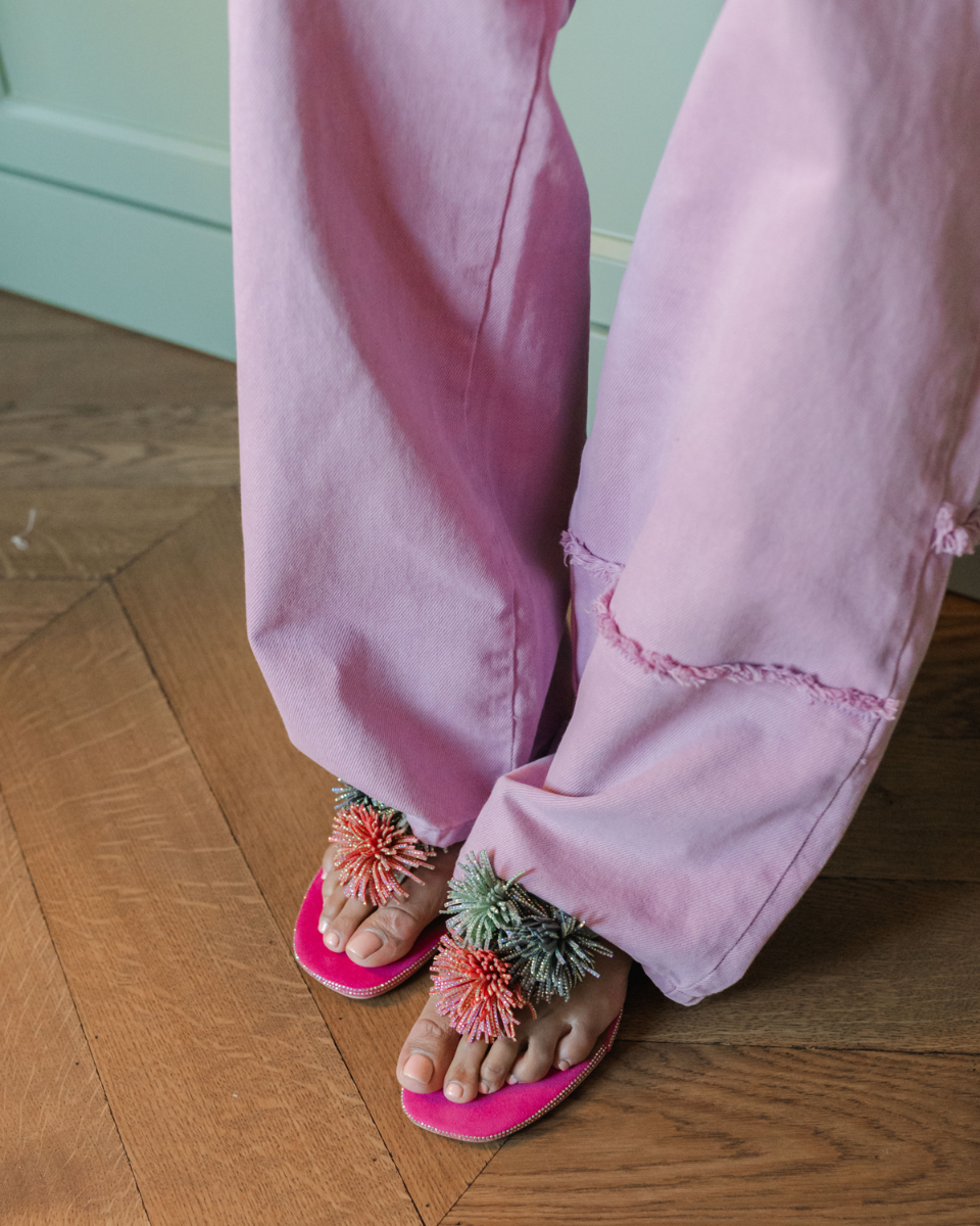 Pom Pom T-Bar Flat Sandal Multicolor Damessandalen