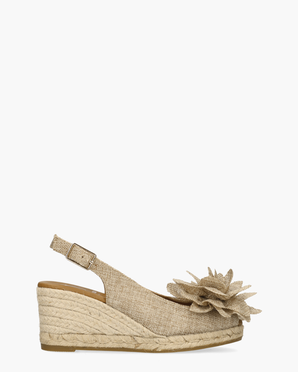 2246 Beige Damessandalen