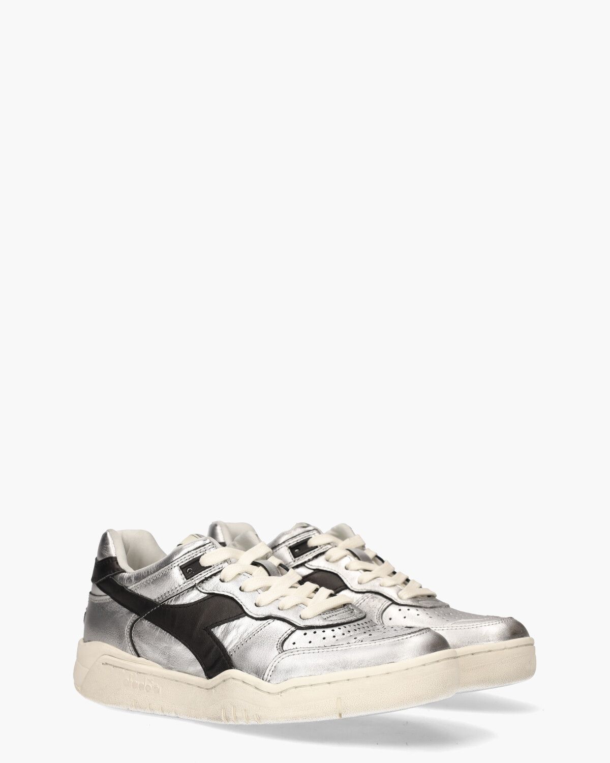 B.560 Metallic Zilver Damessneakers