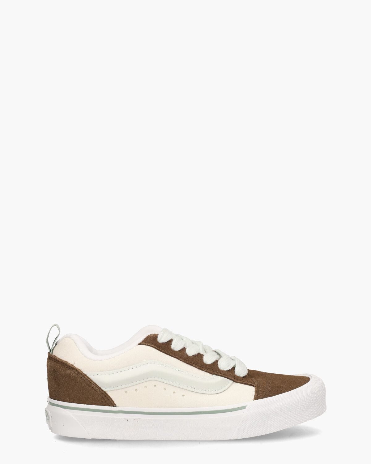 Knu Skool Off-White/Bruin Damessneakers 