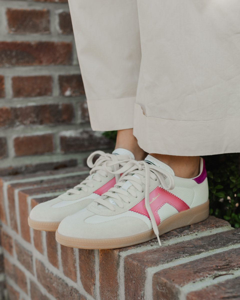 61221 Off-White/Roze Damessneakers