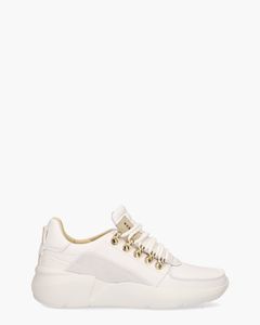 Lucy royal best sale goud witte sneakers