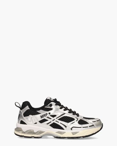 Welk merk schoenen valt smal best sale