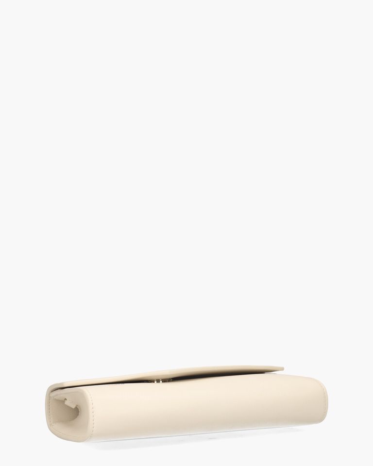 69043/44 Tas