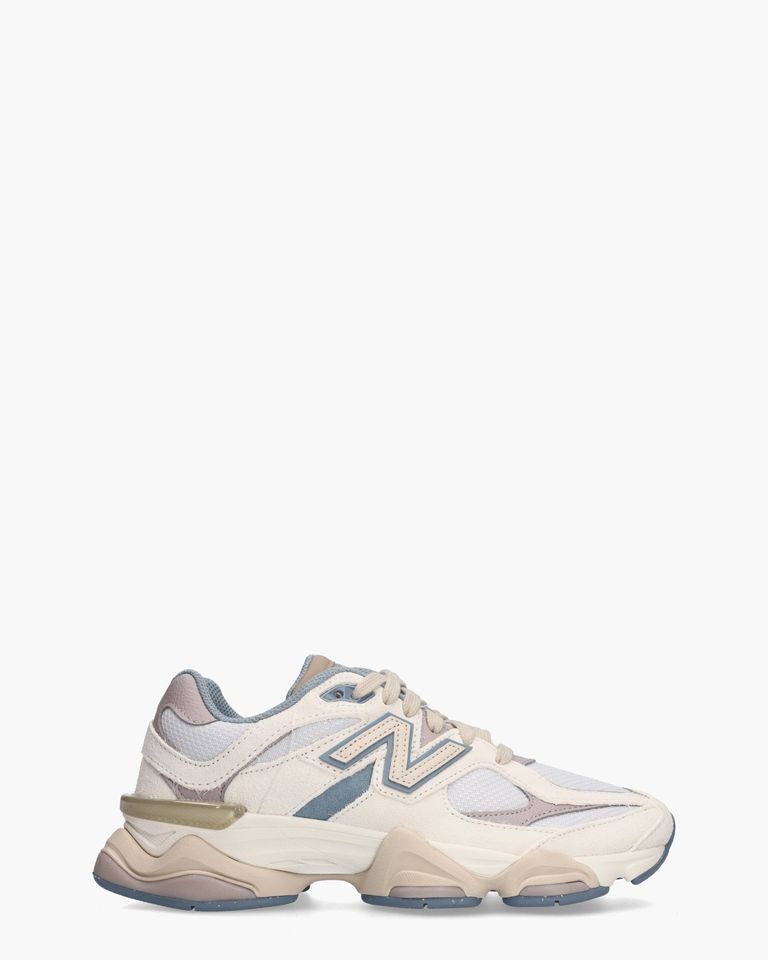 U90601RJ Damessneakers