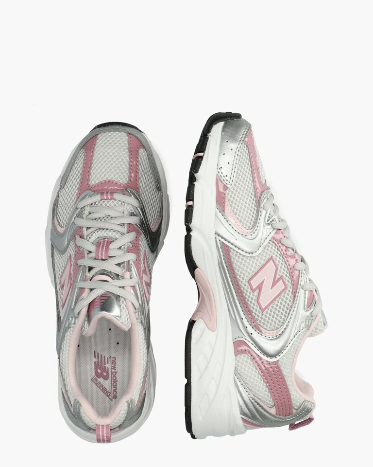 U53022Q Damessneakers