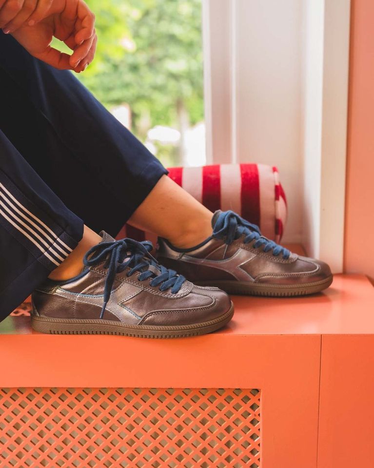 Trainer Metalized Grijs/Blauw Damessneakers