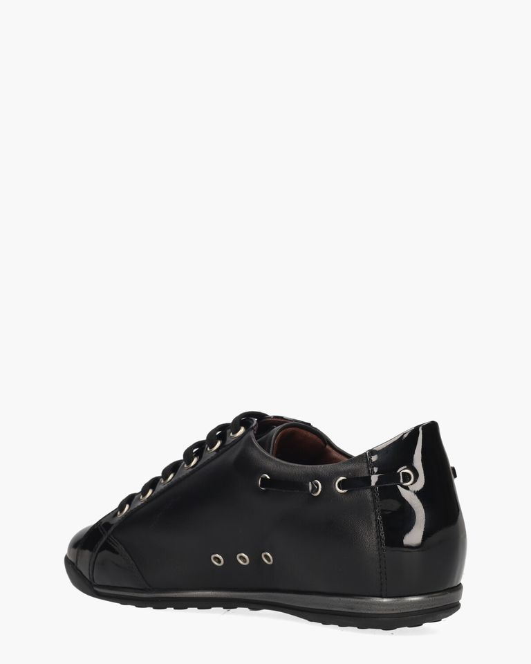 L902024 Zwart Damessneakers