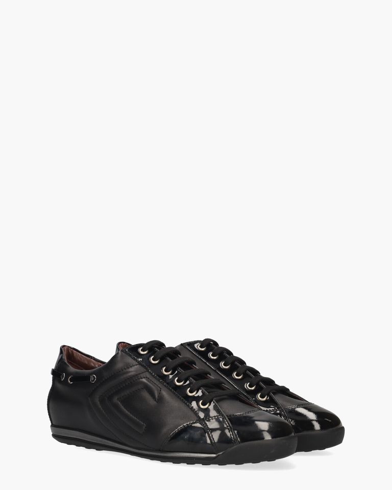 L902024 Zwart Damessneakers