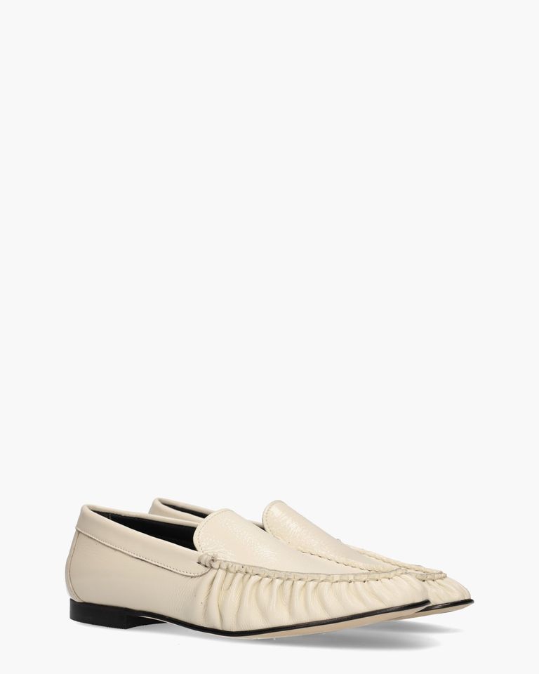 Elena Roomwit Damesloafers
