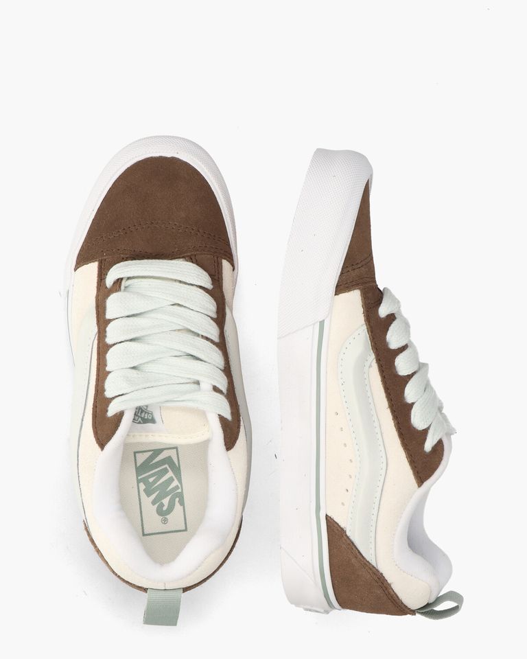 Knu Skool Off-White/Bruin Damessneakers 